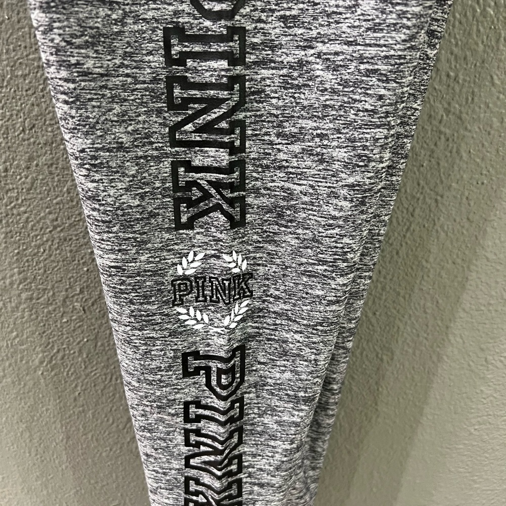 Victoria Secret Pink ultimate legging size S